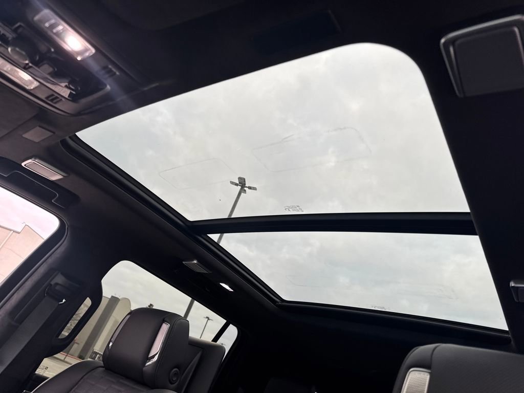 New 2026 Cadillac Escalade ESV Platinum Sport w/ LPO, Floor Liner Package image 19