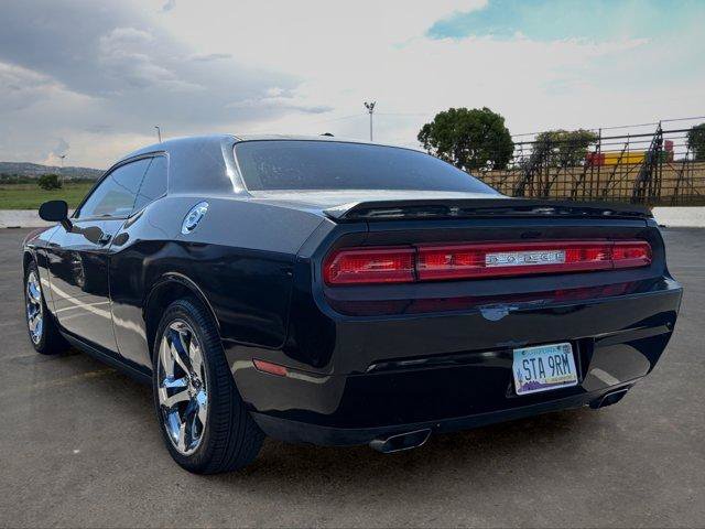 Used 2012 Dodge Challenger SXT Plus RWD image 4