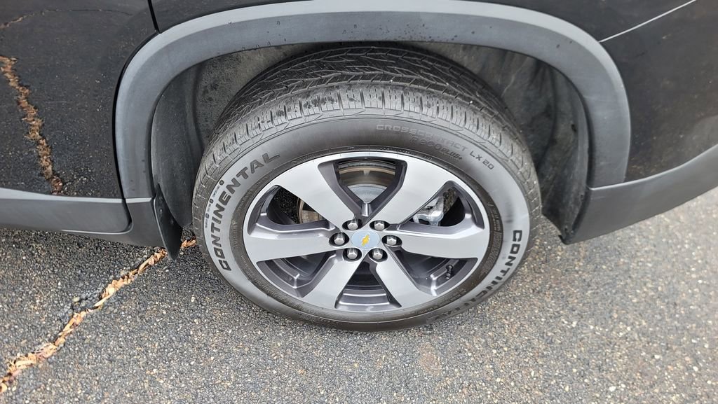 Used 2023 Chevrolet Traverse LT w/ LT Premium Package image 8