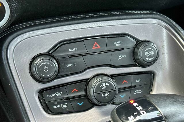 Used 2023 Dodge Challenger SXT w/ Blacktop Package image 19