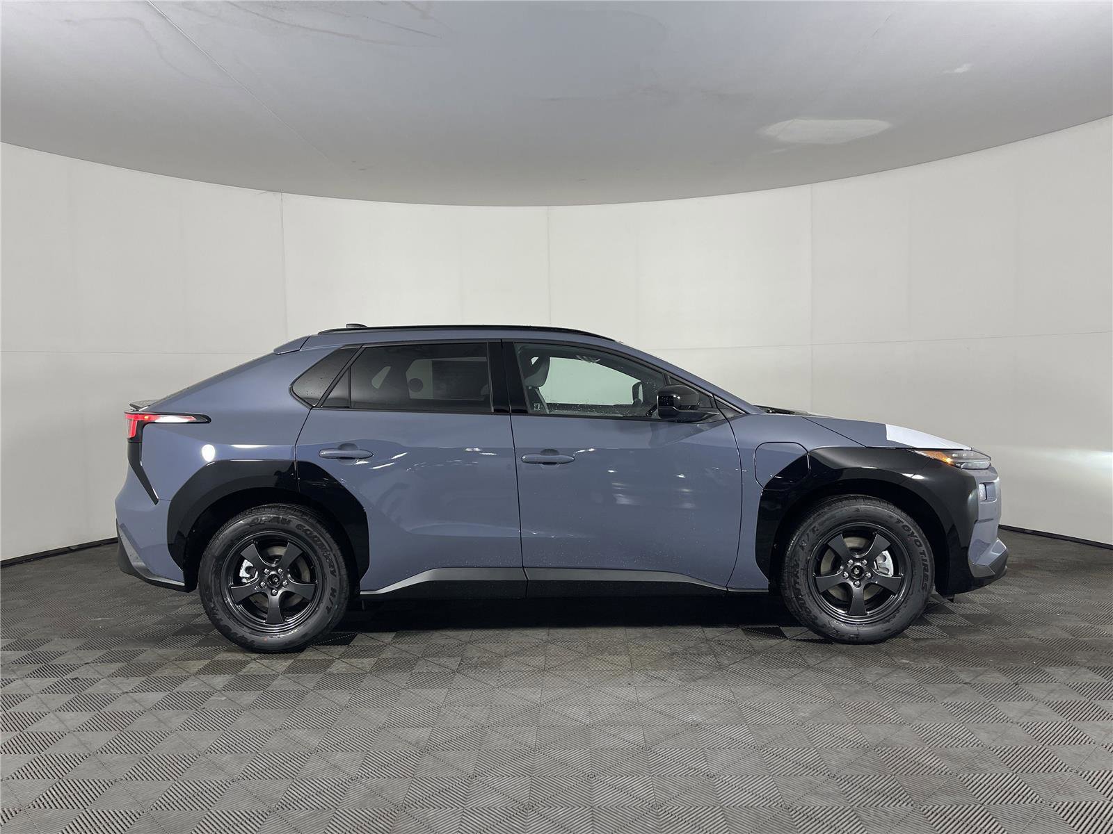 New 2026 Subaru Solterra Premium image 4