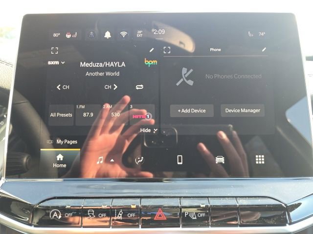 New 2026 Jeep Compass Limited image 17