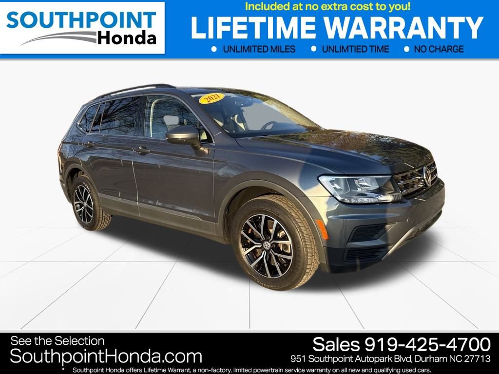 Used 2021 Volkswagen Tiguan SE w/ Panoramic Sunroof Package image 1