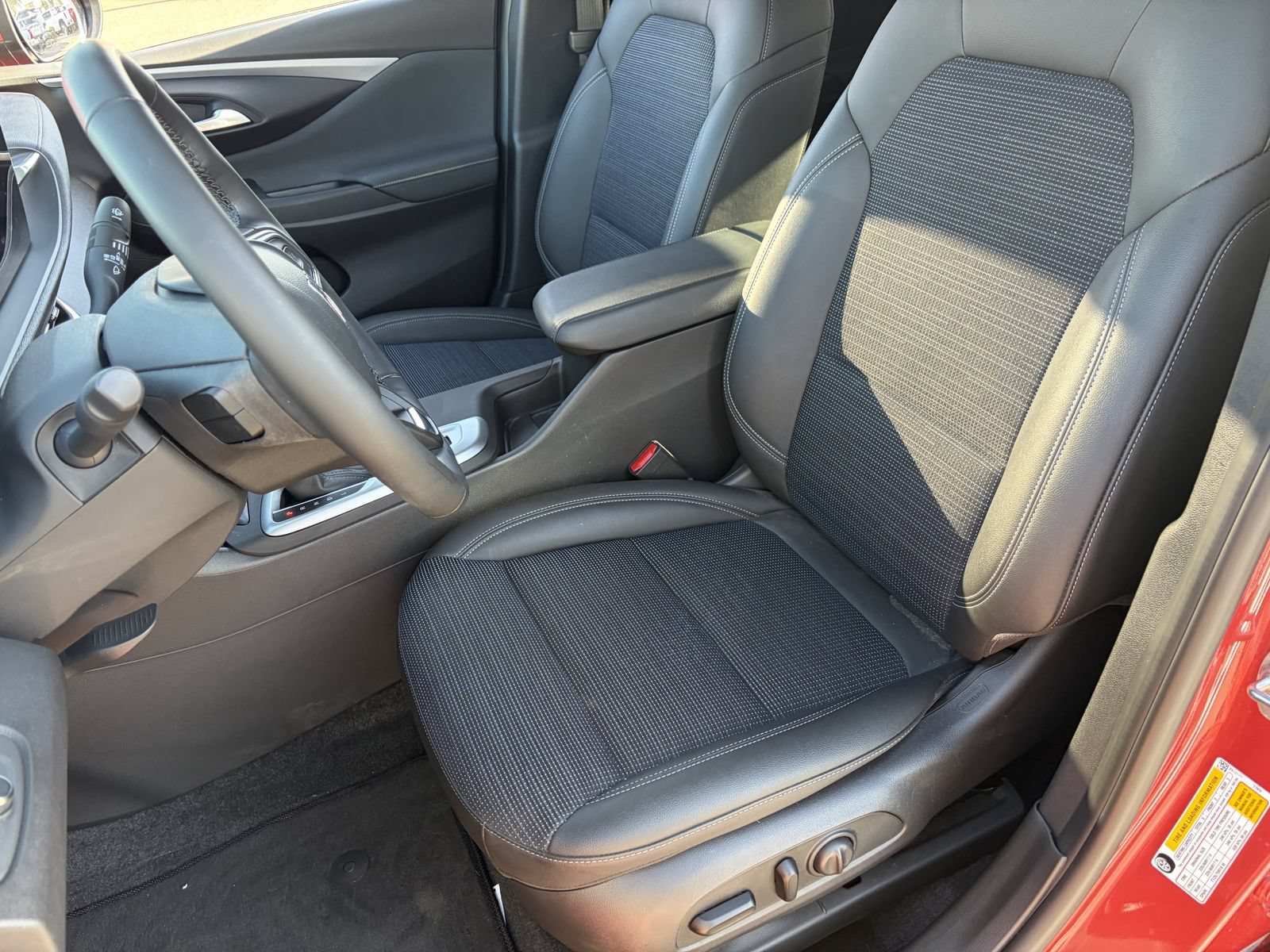 Certified 2024 Buick Envista Preferred w/ Convenience I Package FWD image 21