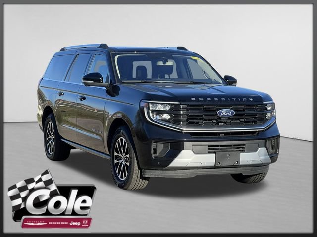 Used 2025 Ford Expedition Max Platinum AWD/4WD image 1