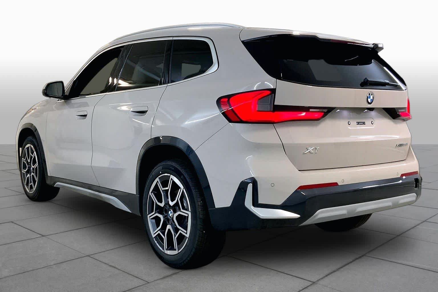 New 2026 BMW X1 xDrive28i w/ Technology Package AWD/4WD image 12