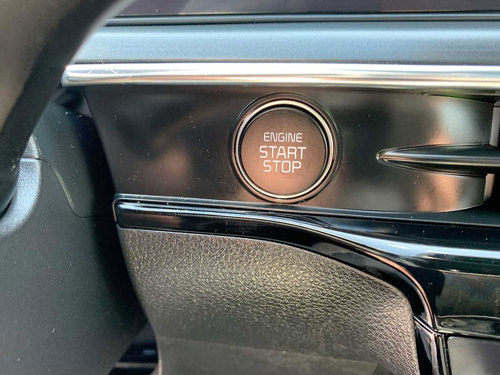 Used 2025 Kia K5 GT-Line w/ GT-Line Premium Package image 17