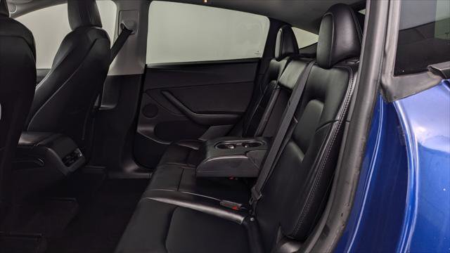 Used 2022 Tesla Model Y Long Range image 14