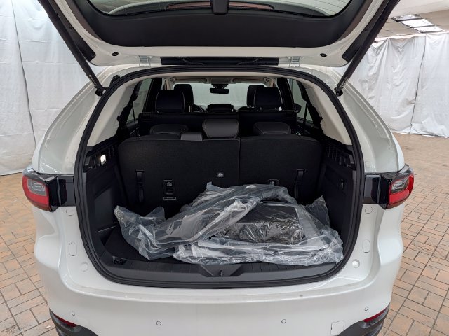New 2026 MAZDA CX-90 3.3 Turbo w/ Preferred Package AWD/4WD image 19