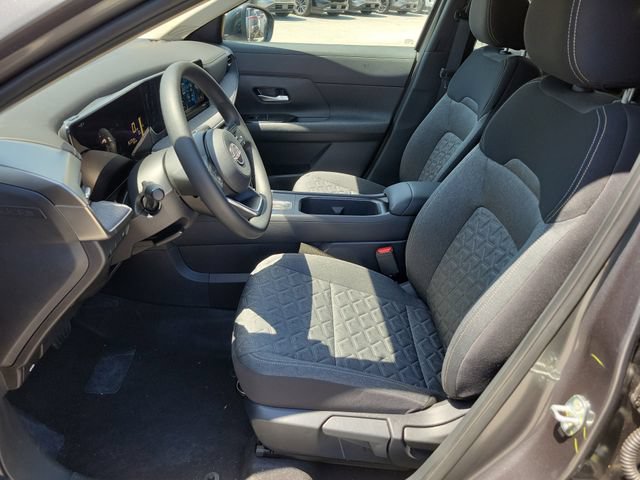 New 2026 Nissan Kicks SV w/ SV Premium Package FWD image 20