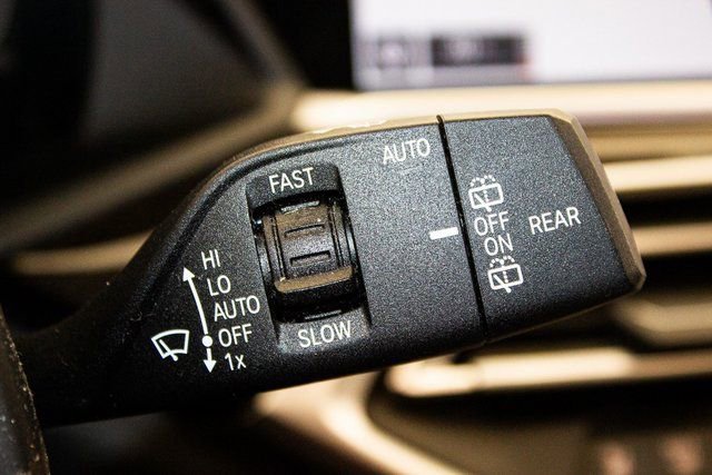 Used 2019 BMW X7 xDrive50i w/ Executive Package image 30