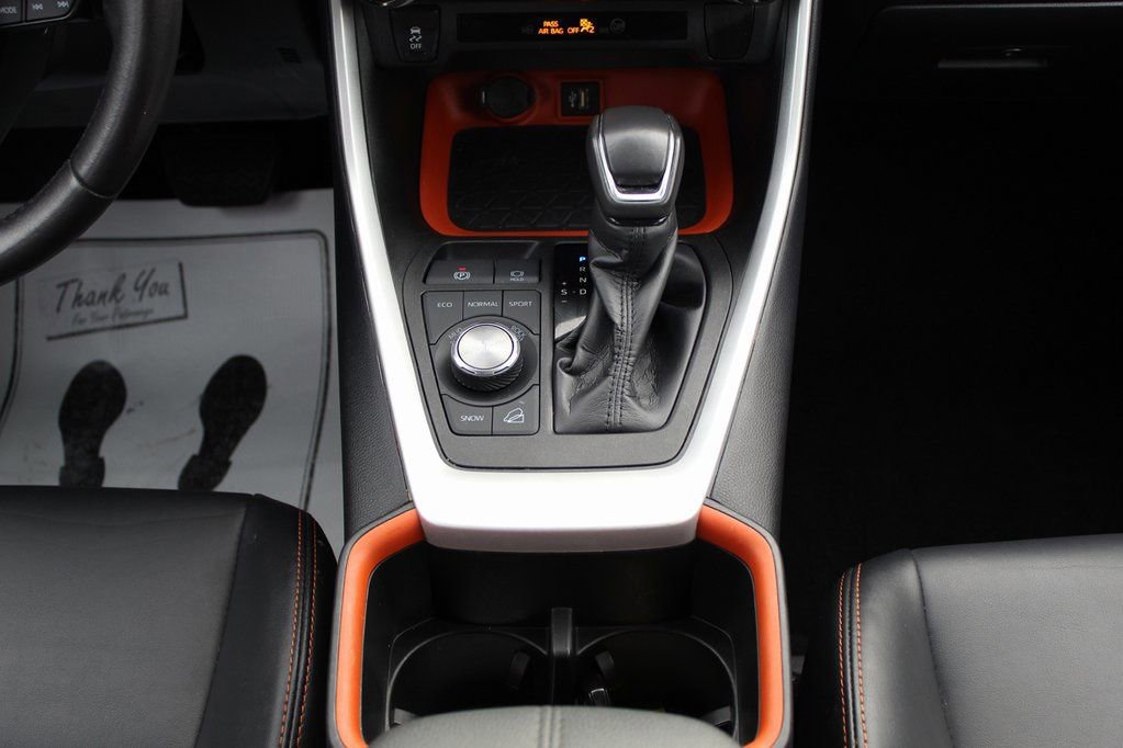 Used 2024 Toyota RAV4 Adventure image 21