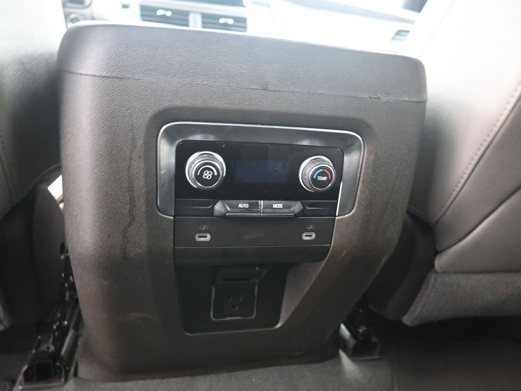 Used 2024 Chevrolet Tahoe LT image 19