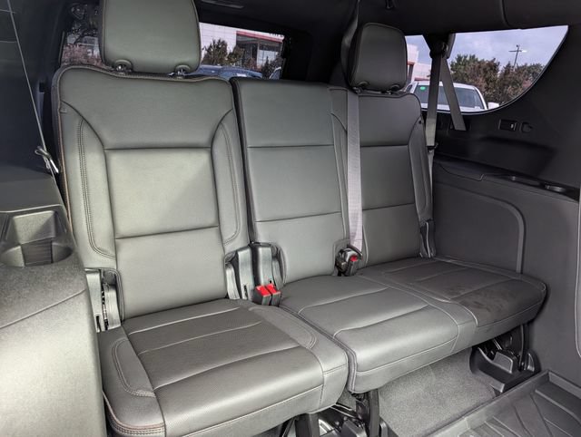 Used 2024 Chevrolet Suburban High Country w/ Max Trailering Package AWD/4WD image 32