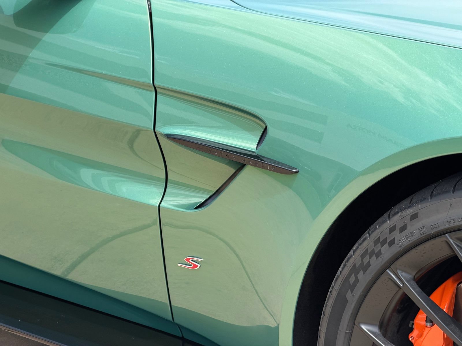 New 2026 Aston Martin V8 Vantage S RWD image 22