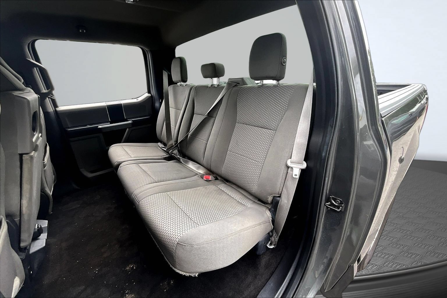 Used 2018 Ford F150 XLT RWD image 25