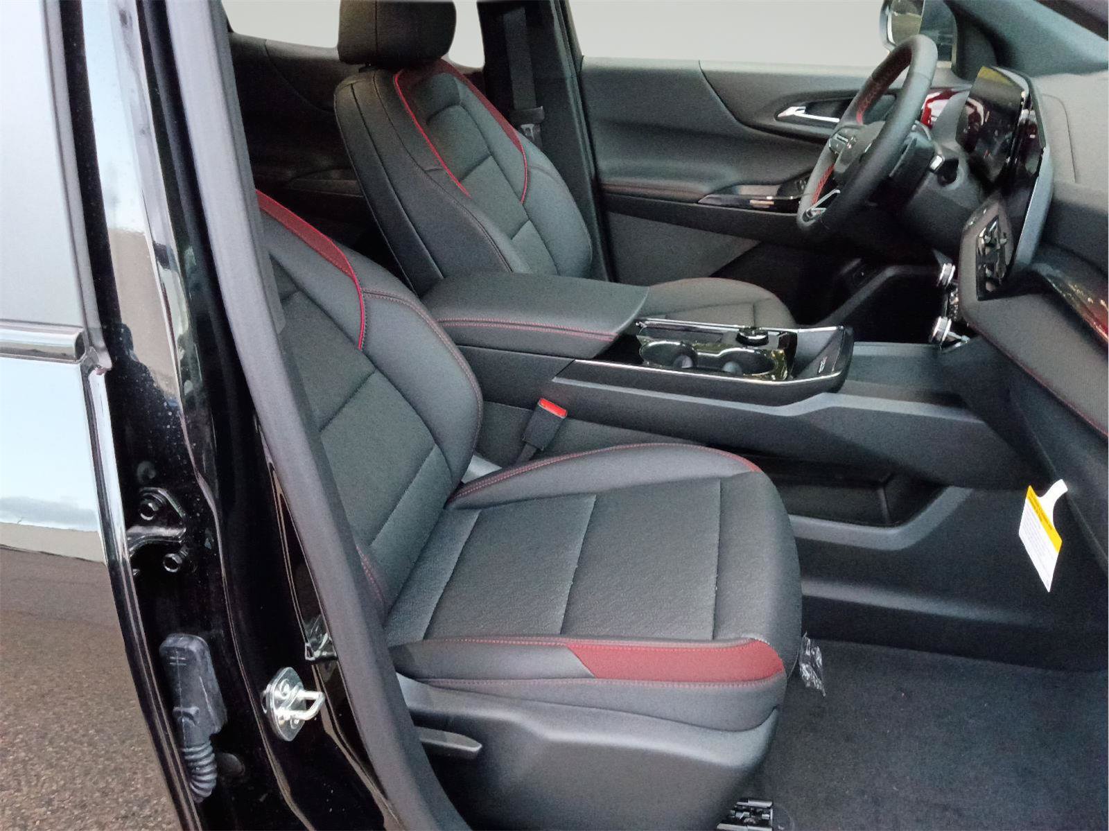 New 2027 Chevrolet Equinox RS FWD image 26