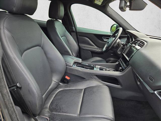 Used 2018 Jaguar F-PACE Premium AWD/4WD image 22