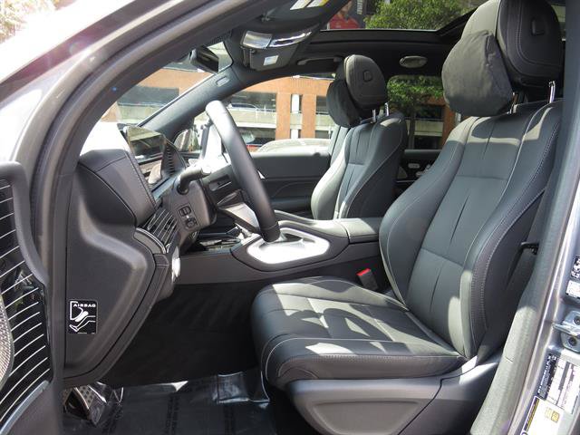 Used 2025 Mercedes-Benz GLS 450 4MATIC image 21