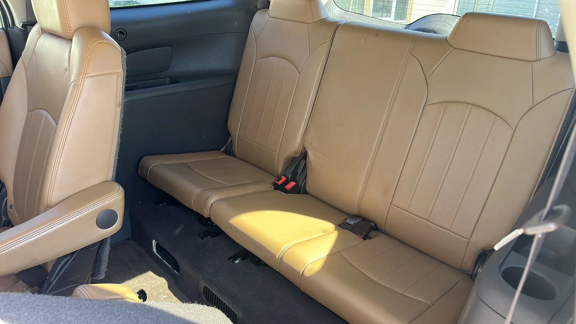 Used 2016 Buick Enclave Leather image 13