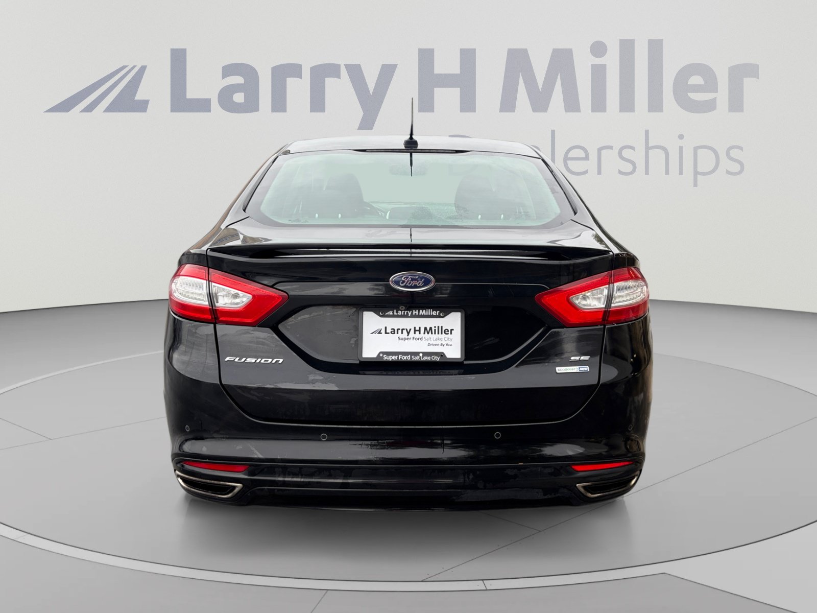 Used 2016 Ford Fusion SE AWD/4WD image 4