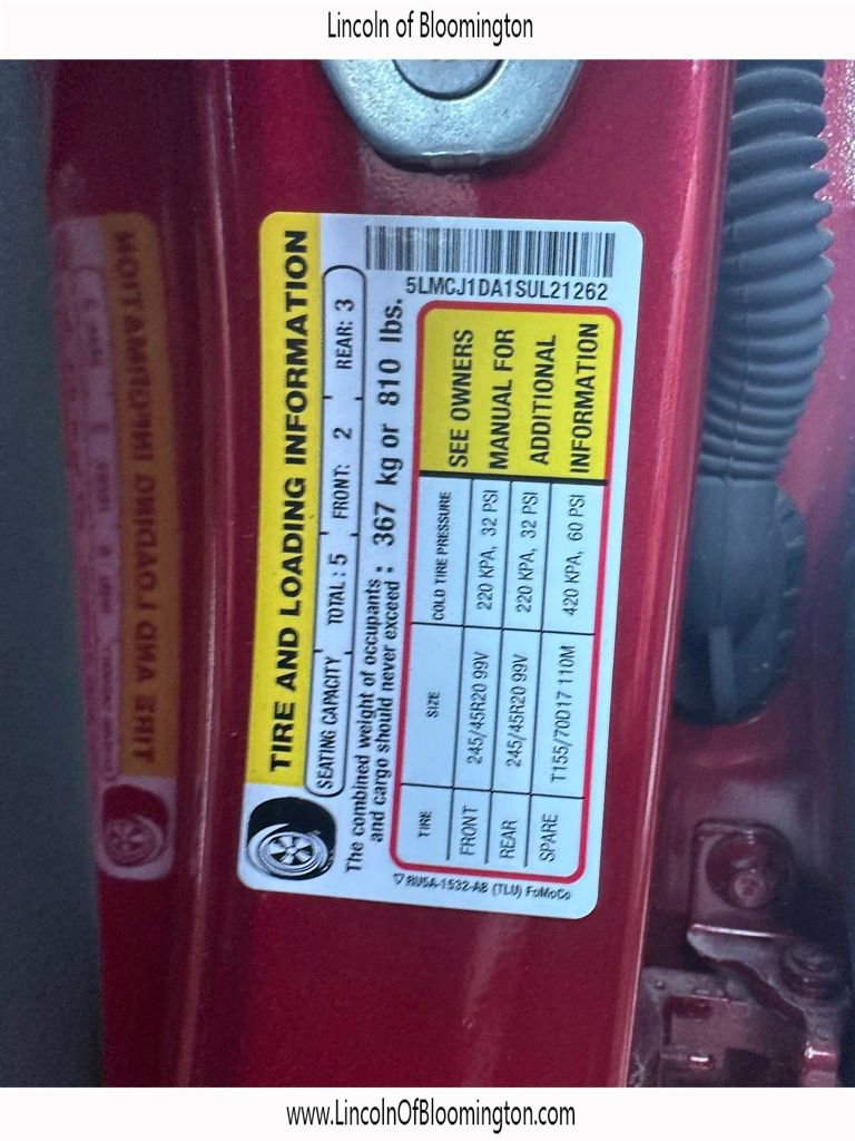 New 2025 Lincoln Corsair AWD w/ Equipment Group 101A image 48