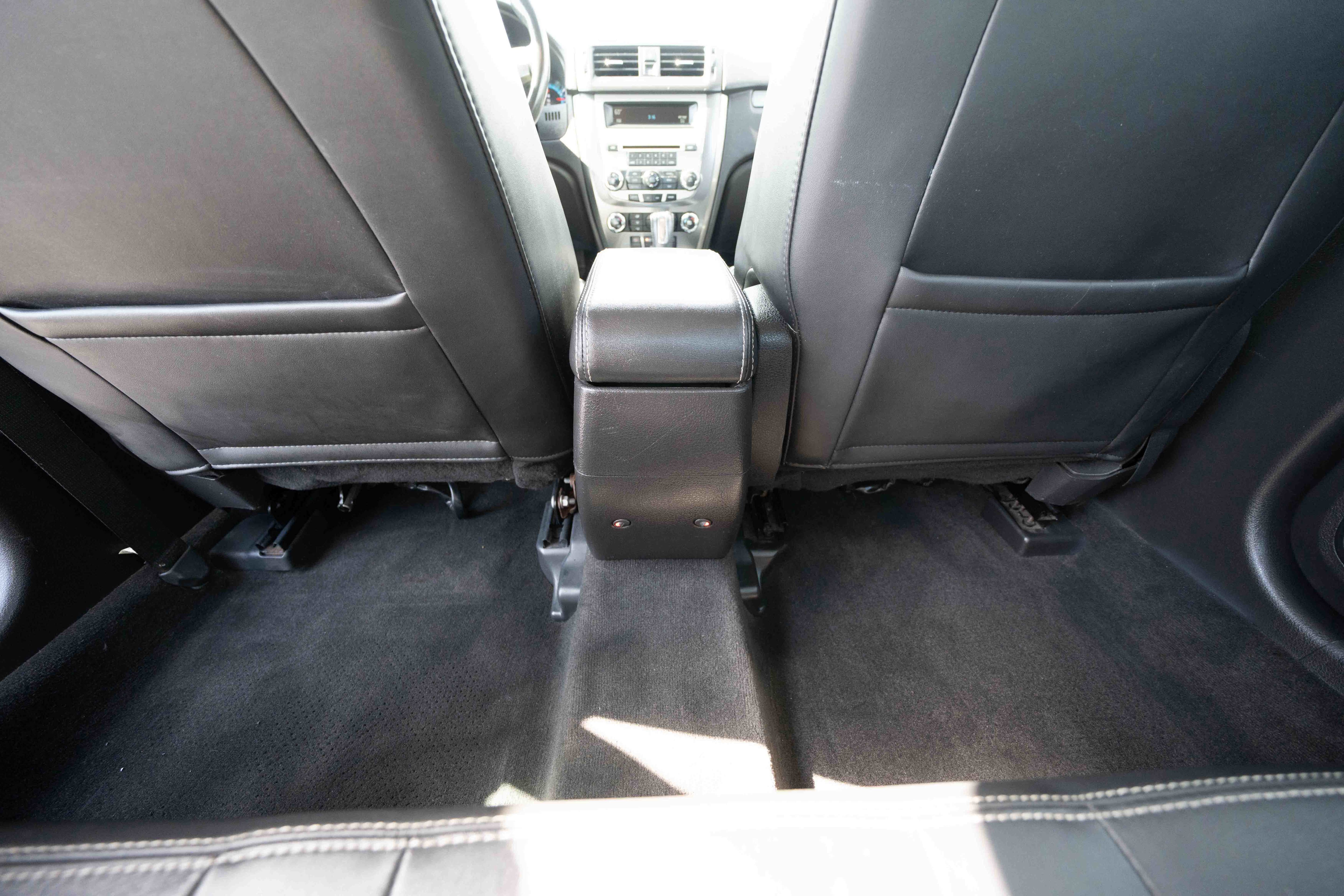 Used 2010 Ford Fusion SEL image 21