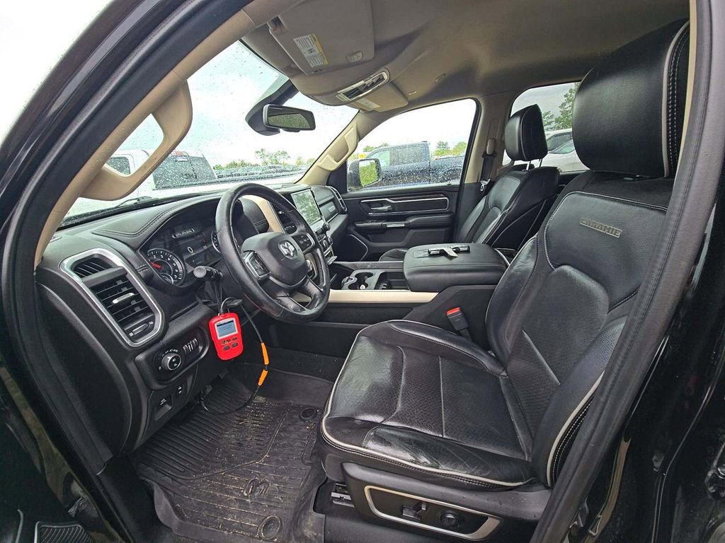 Used 2019 RAM 1500 Laramie AWD/4WD image 5