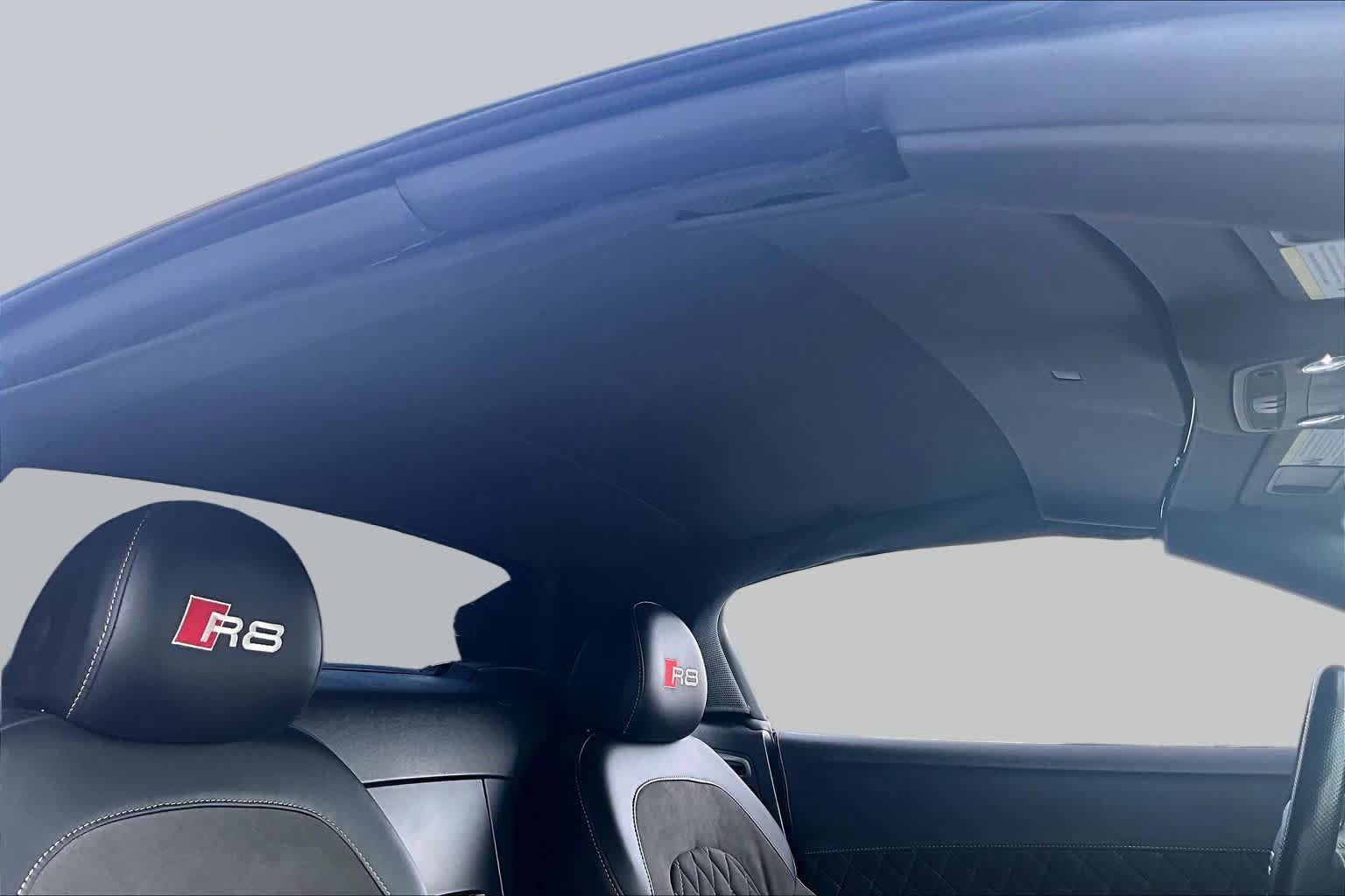 Used 2011 Audi R8 V10 AWD/4WD image 12