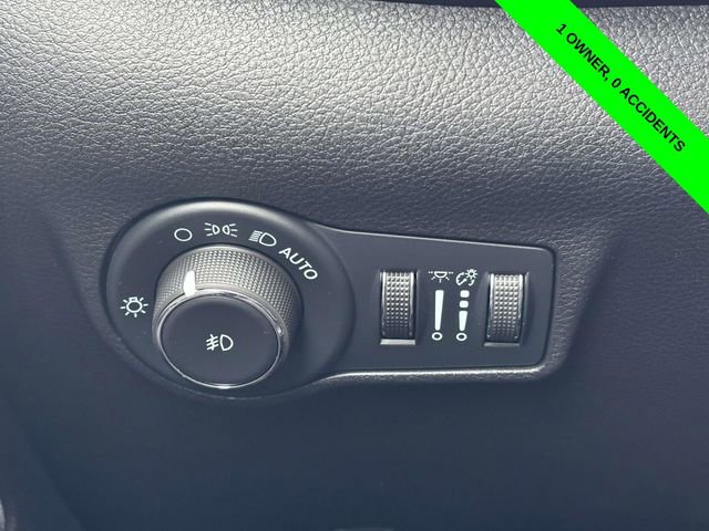 Used 2022 Jeep Compass Latitude image 11