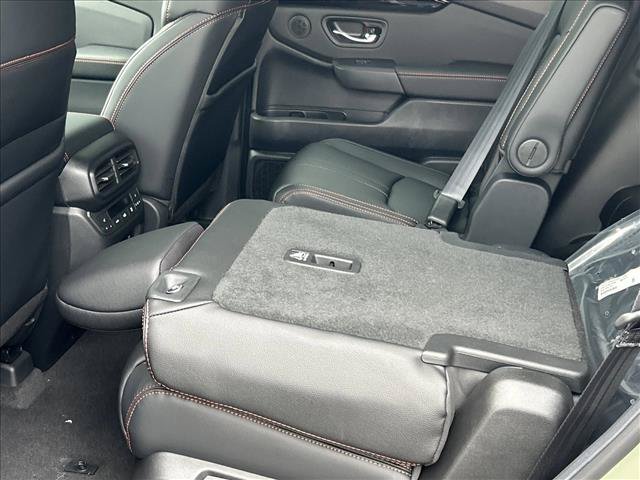 New 2026 Honda Pilot TrailSport image 4