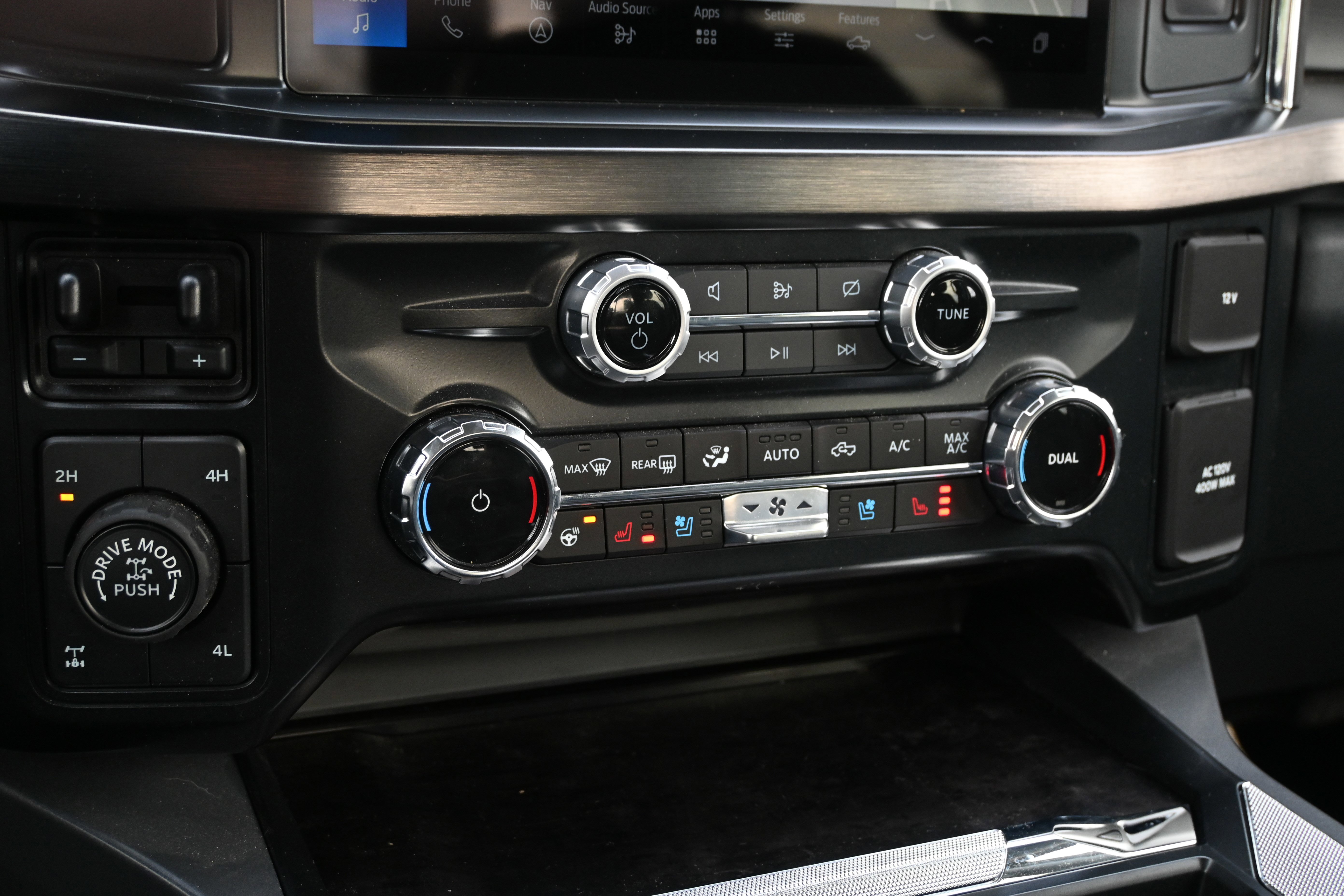 Used 2024 Ford F250 Lariat w/ Lariat Ultimate Package image 20