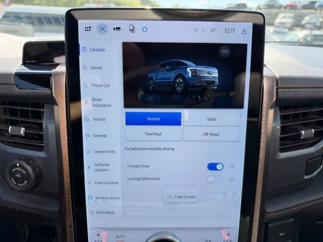 Used 2024 Ford F150 Lightning Lariat AWD/4WD image 38