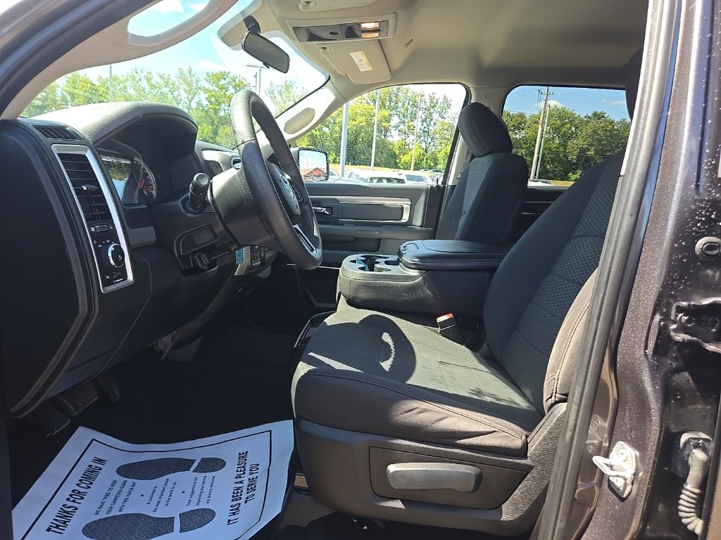 Used 2019 RAM 1500 Classic Warlock image 9