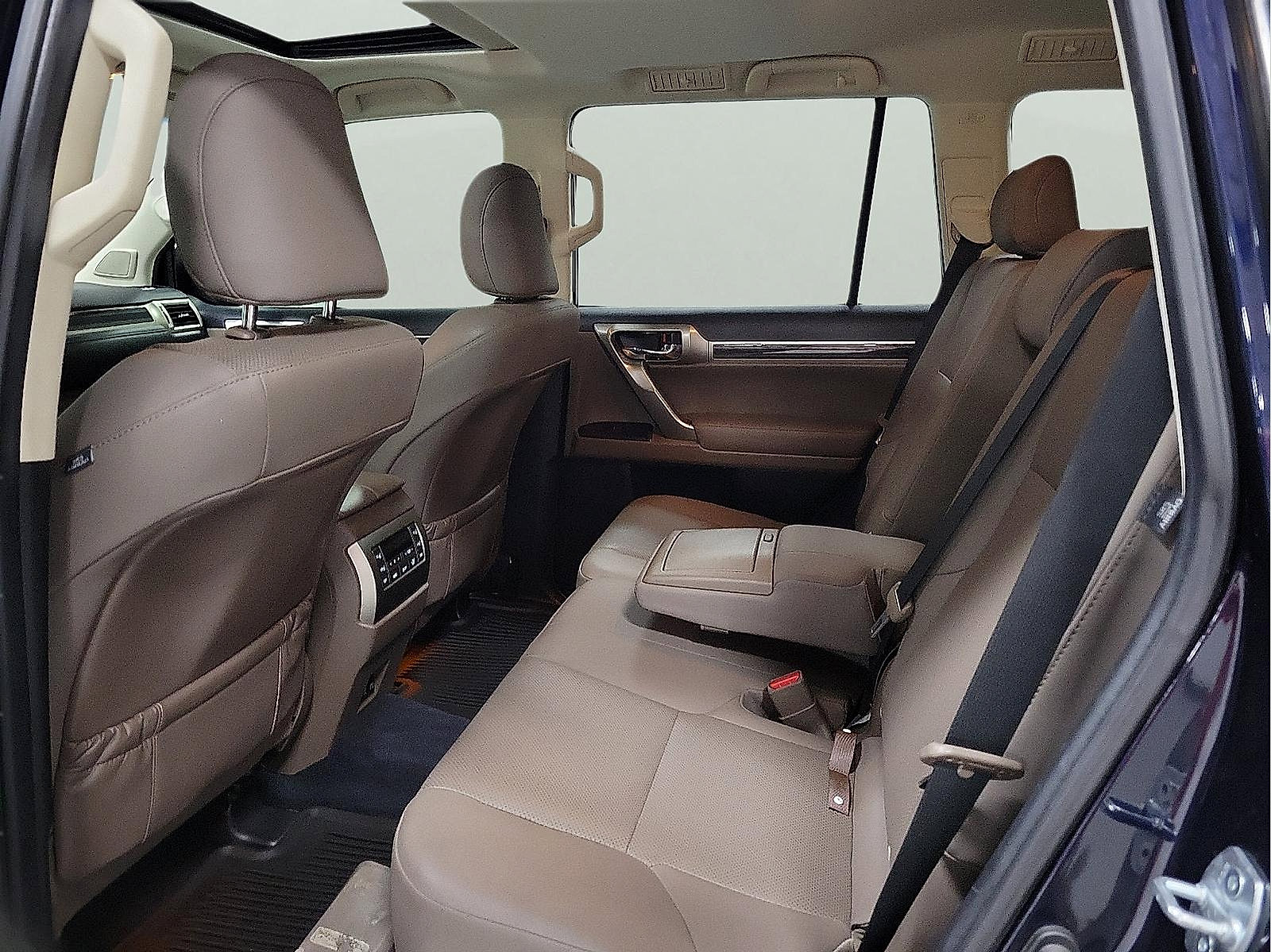 Used 2020 Lexus GX 460 Premium image 9