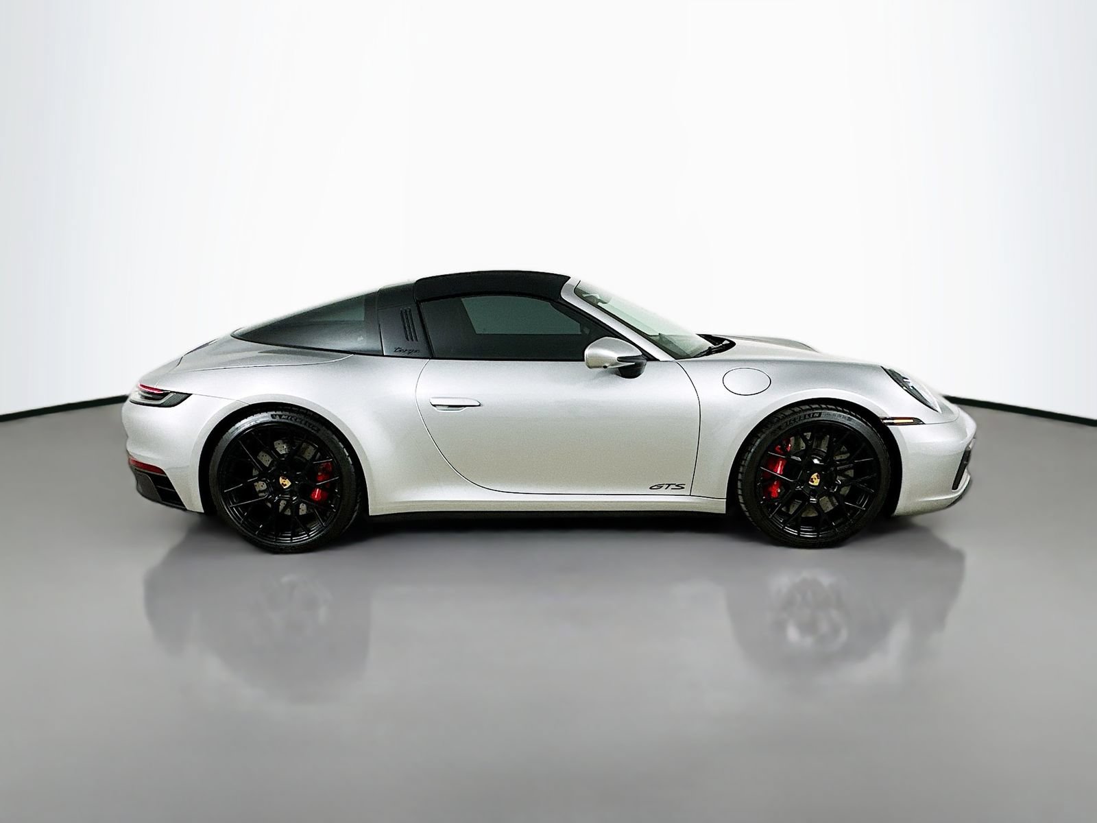 Used 2024 Porsche 911 Targa 4 GTS AWD/4WD image 4