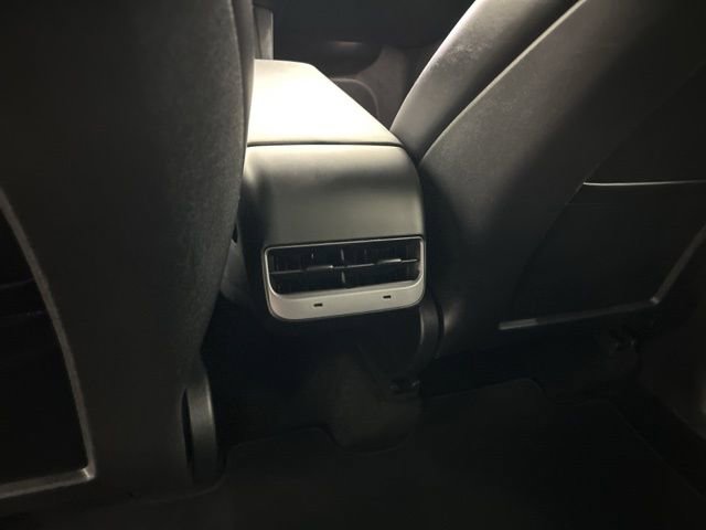 Used 2024 Tesla Model Y Long Range image 21