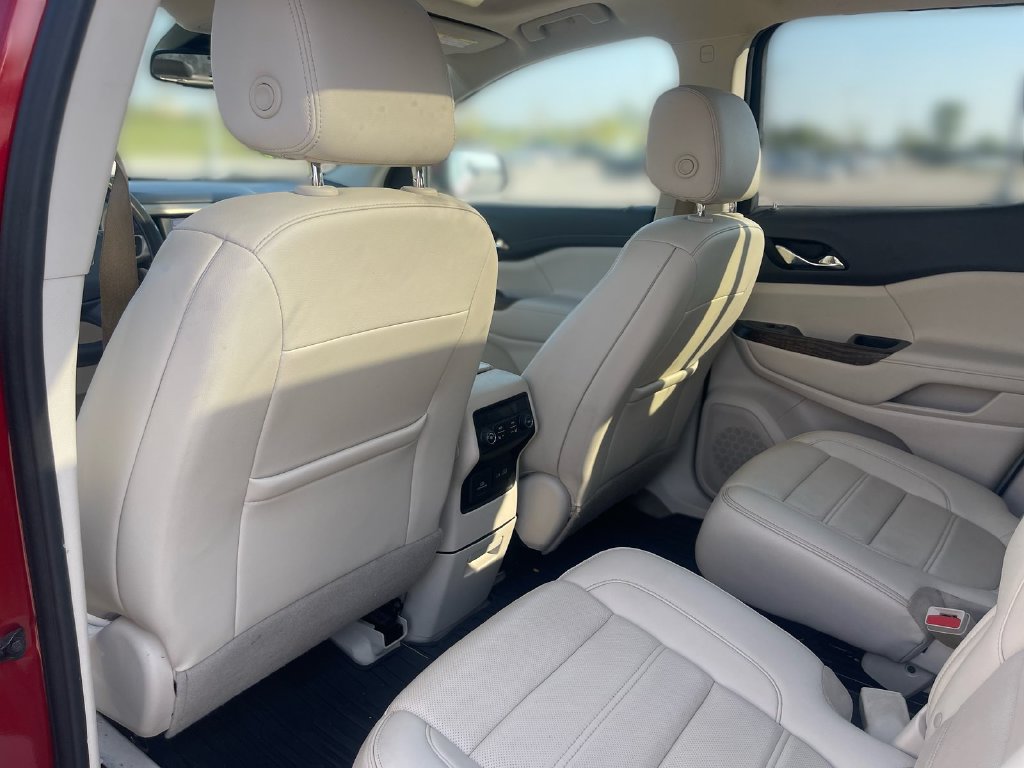 Used 2021 GMC Acadia Denali FWD image 27