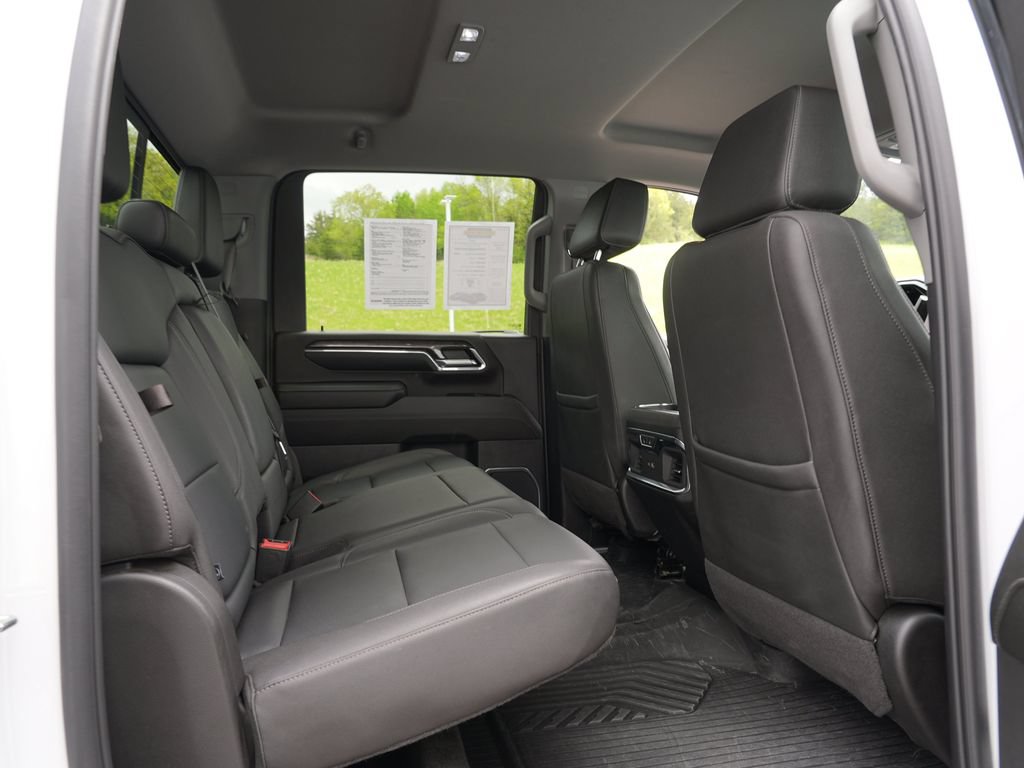 Used 2024 Chevrolet Silverado 3500 LTZ w/ LTZ Plus Package AWD/4WD image 28