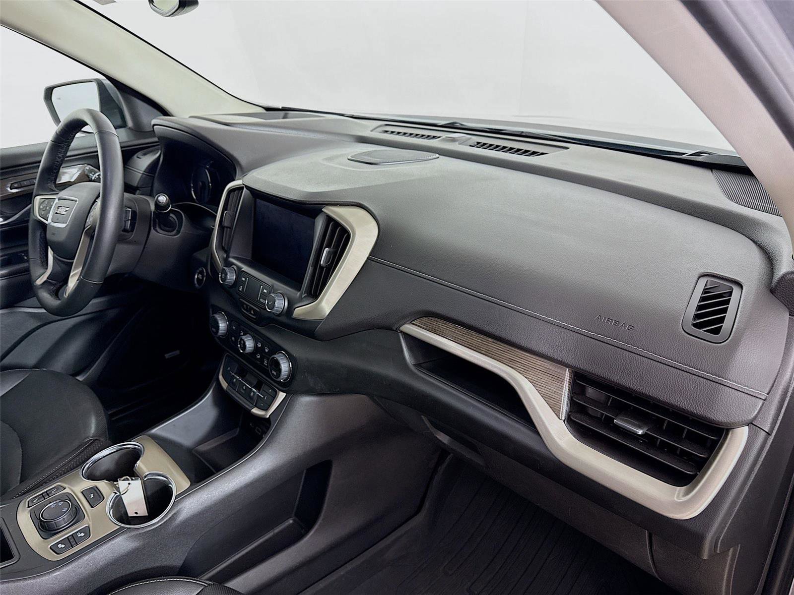 Used 2023 GMC Terrain Denali w/ LPO, Floor Liner Package image 31