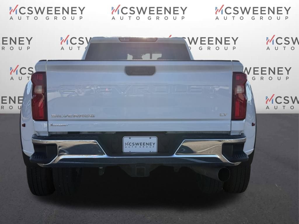 Used 2024 Chevrolet Silverado 3500 LT w/ Convenience Package image 4
