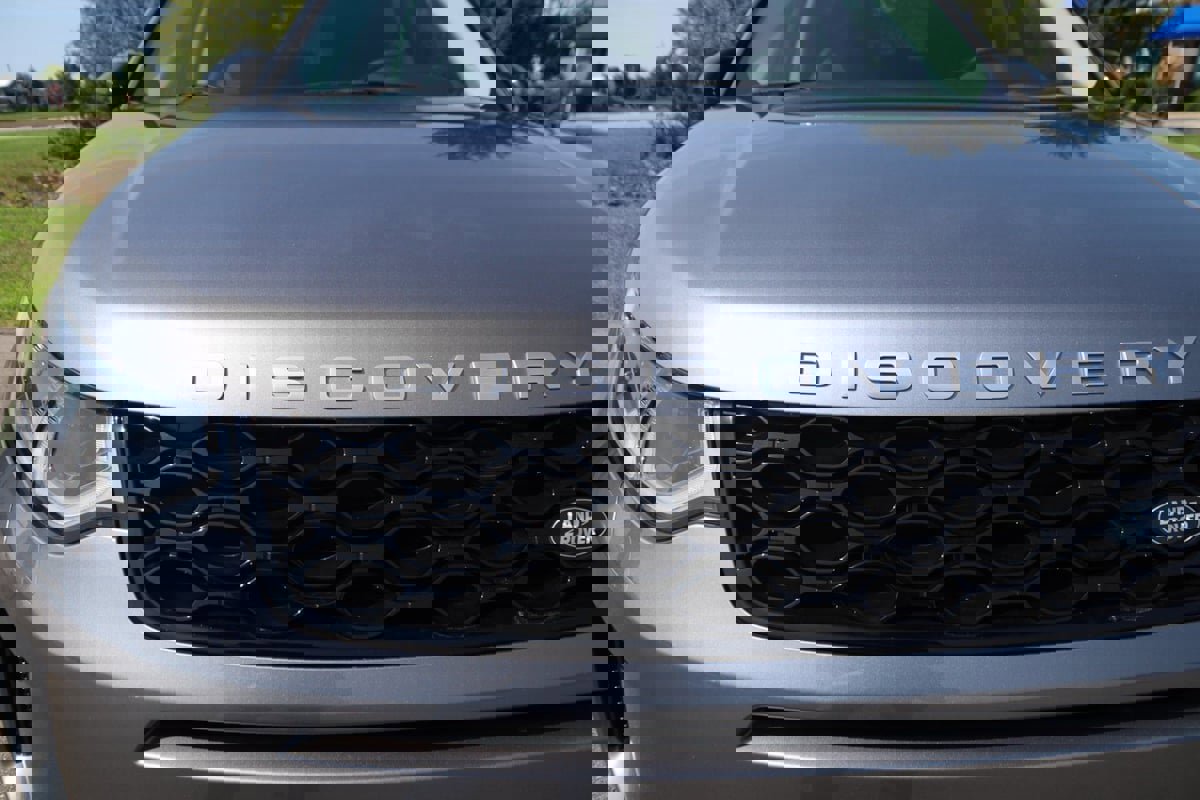 Used 2024 Land Rover Discovery Sport S image 53