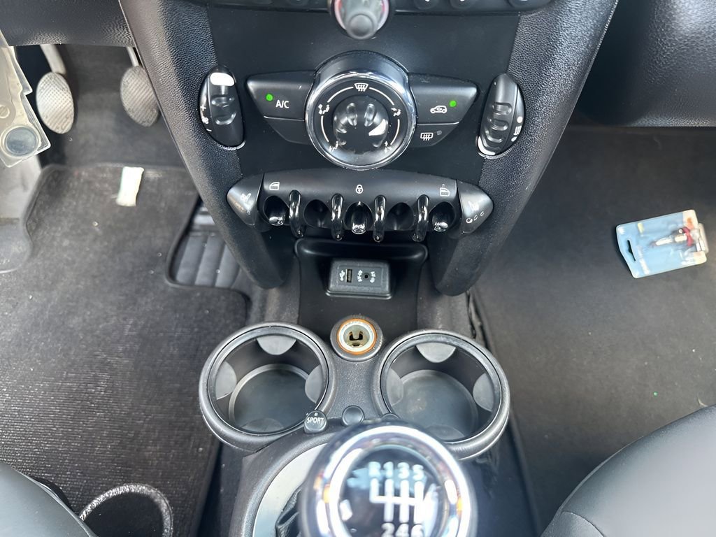 Used 2013 MINI Cooper Coupe Base image 25