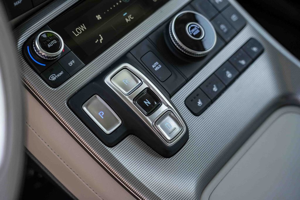 Used 2025 Hyundai Palisade Calligraphy FWD image 20