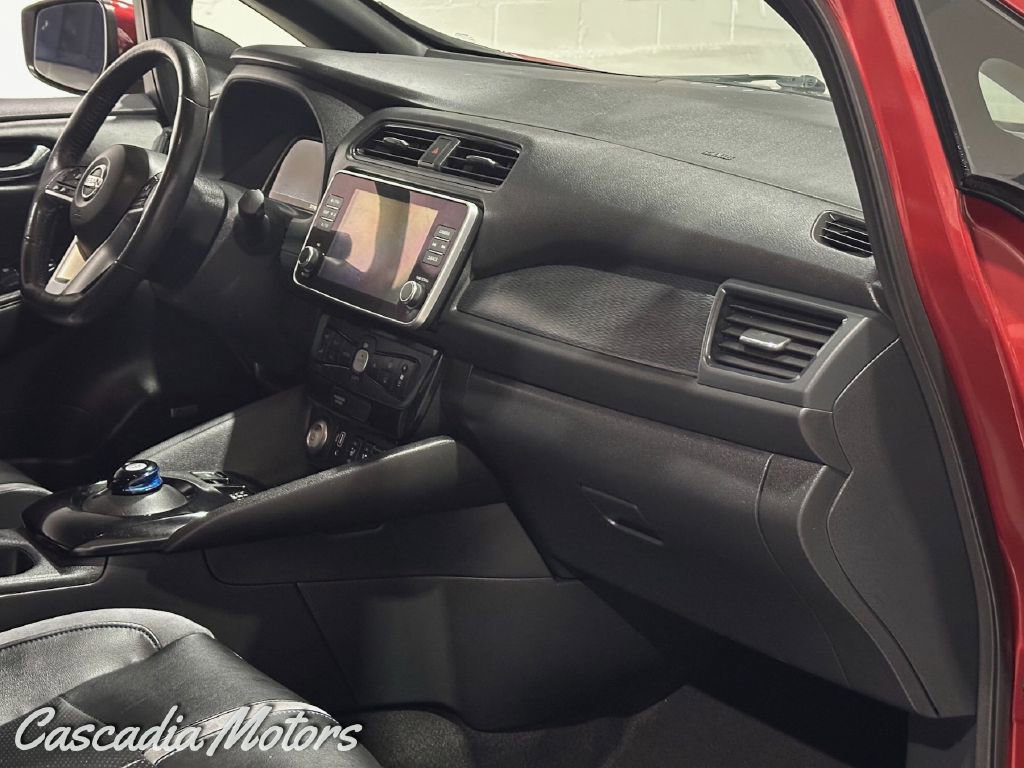 Used 2019 Nissan Leaf SL Plus image 19
