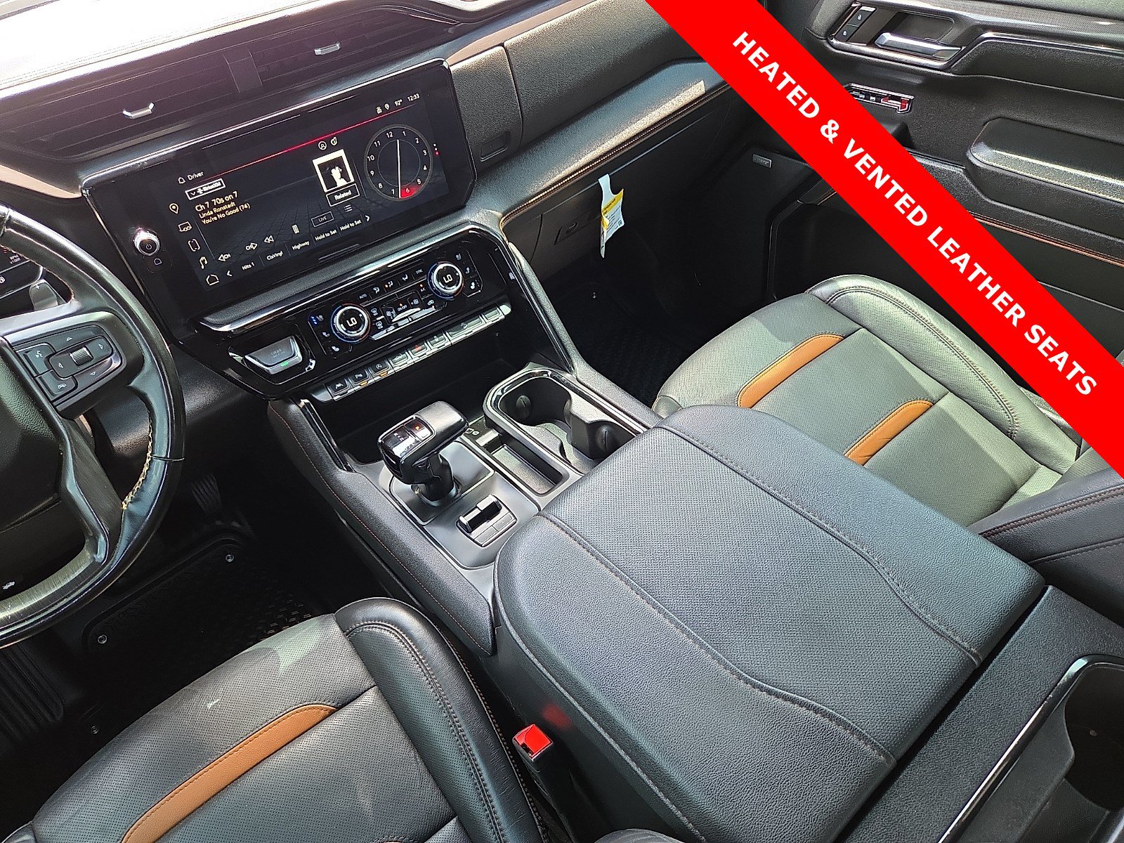 Used 2024 GMC Sierra 1500 AT4 w/ Technology Package AWD/4WD image 12