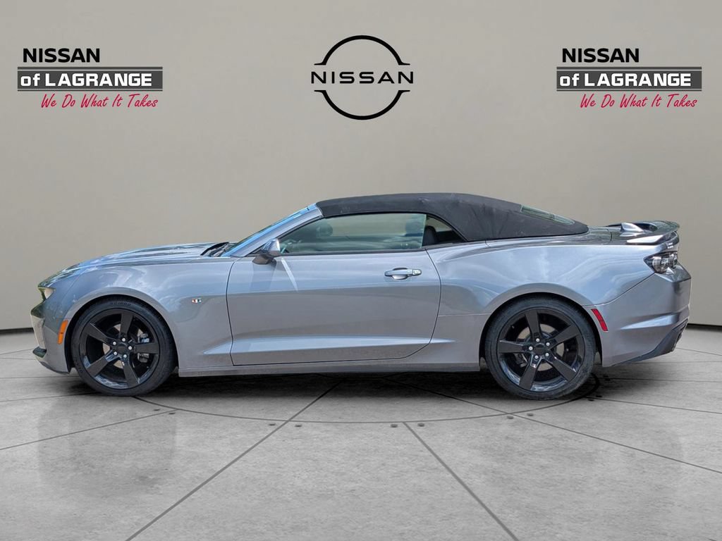 Used 2019 Chevrolet Camaro LT w/ RS Package RWD image 9