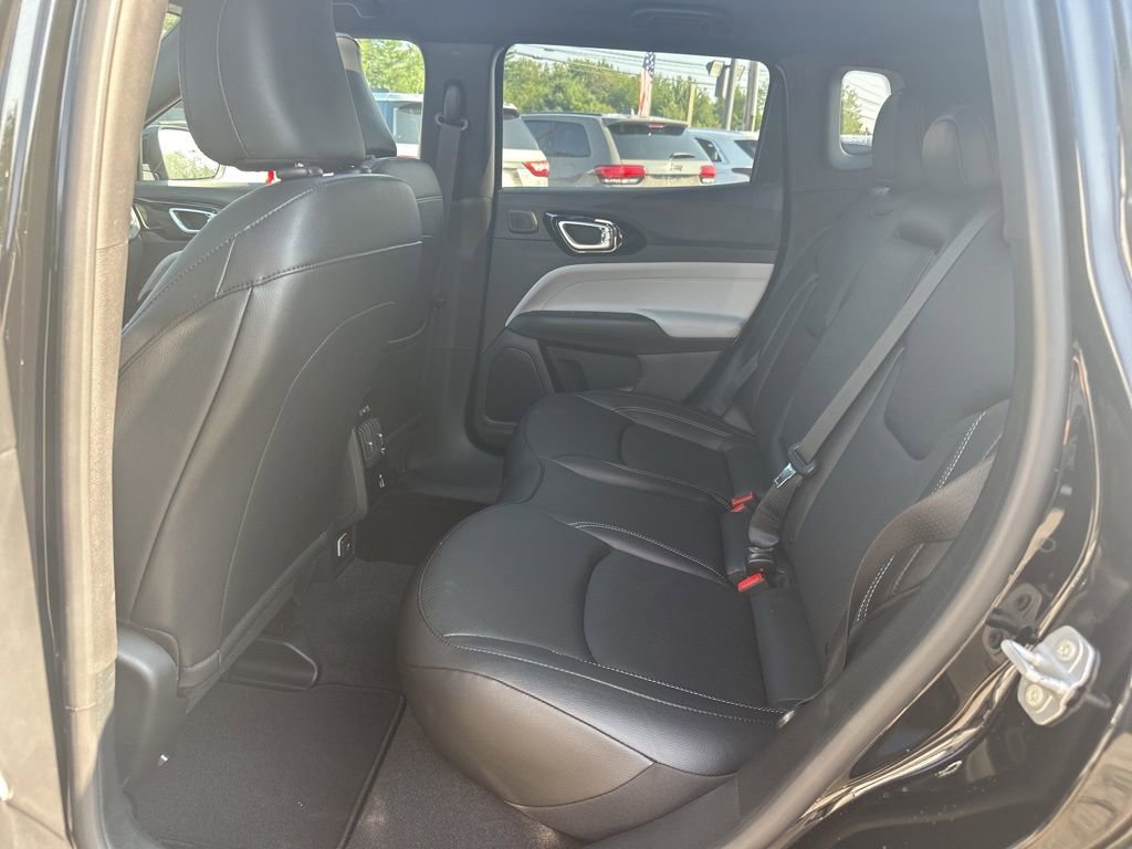 New 2025 Jeep Compass Limited w/ Elite Group AWD/4WD image 31
