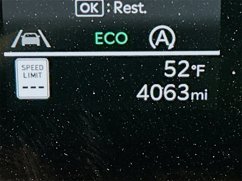 Used 2025 Kia Sorento S w/ Panoramic Sunroof Package image 10