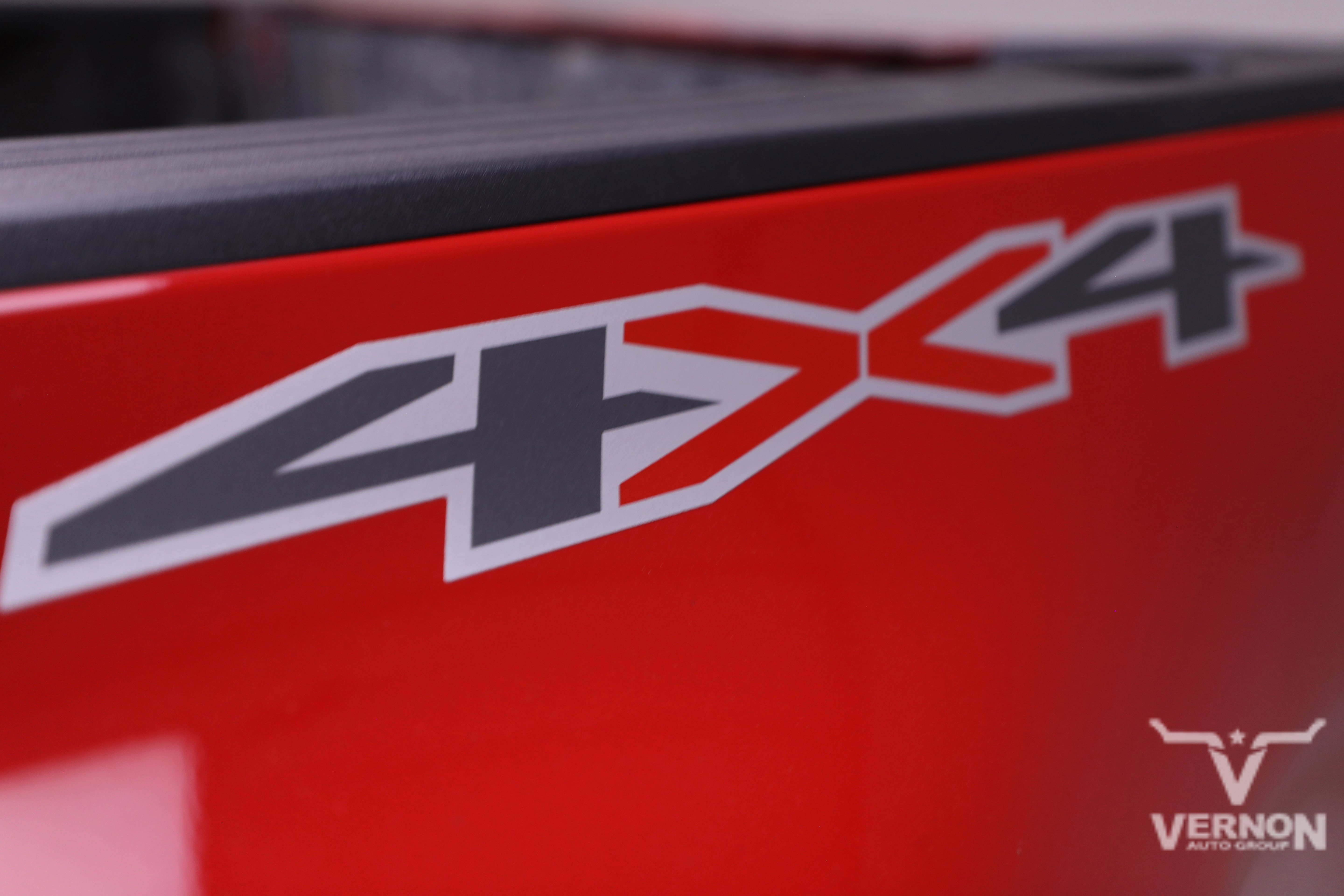 Used 2024 Chevrolet Silverado 3500 LTZ w/ LTZ Convenience Package image 38